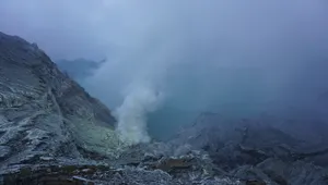 破坏力极强的火山奇特景观图片第张
