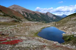 碧蓝的湖泊图片第张