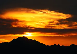 绚丽的“火烧云”图片第张