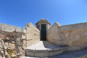 西班牙圣巴巴拉城堡图片第张