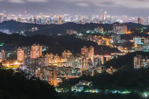 灯火通明的香港夜景图片第张