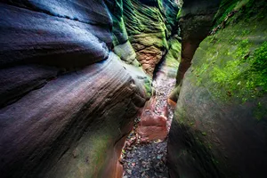 陕西甘泉雨岔大峡谷风景图片第张