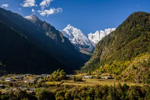 云南雨崩村风景图片第张
