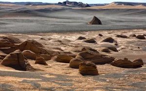 新疆罗布泊风景图片第张