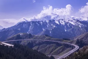 新疆伊犁风景图片第张