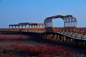 辽宁盘锦红海滩国家风景廊道图片第张