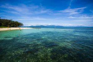 澳大利亚凯恩斯大堡礁绿岛风景图片第张