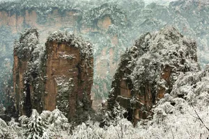 湖南张家界黄狮寨雪景图片第张