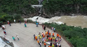 云南玉龙虎跳峡风景图片第张