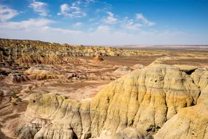 新疆五彩湾风景图片第张