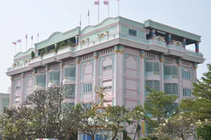 泰国富贵黄金屋风景图片第张