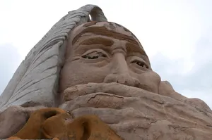 云南陆良彩色沙林图片第张