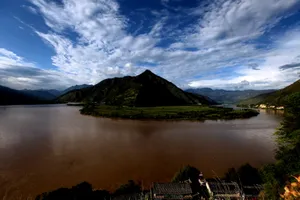 云南长江第一湾风景图片第张