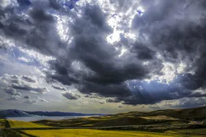 新疆乌拉斯台风景图片第张