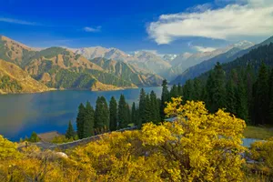 新疆天山天池风景图片第张