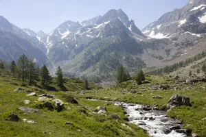 高山山地景观图片