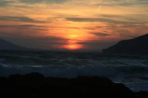 海上黄昏晚霞景观图片