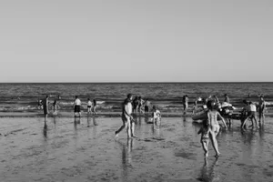 黑白夏日海边风景图片_1