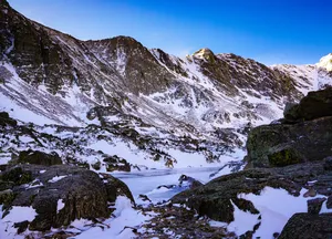 冬季山脉雪景图片