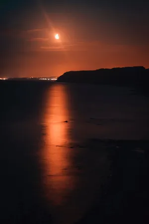 夕阳西沉图片
