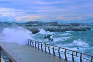 台风天大海图片_1
