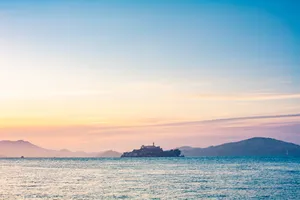 大海岛屿图片_1