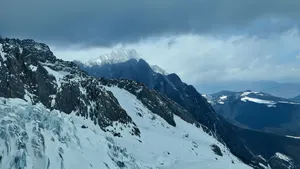 云南玉龙雪山图片_4