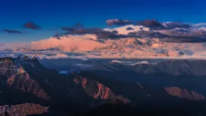 四川雅安牛背山图片_2