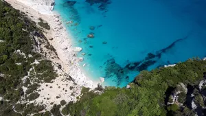 美丽的海岸线风景图片_13