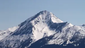 高清雪山图片_6
