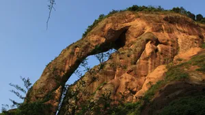 江西龙虎山风景图片_6