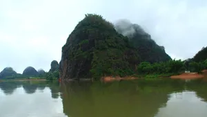 江西龙虎山风景图片_9