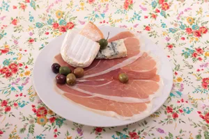 盘中切好的肉片图片第张