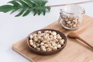 休闲零食白色的开心果图片第张