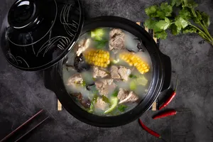 砂锅玉米排骨汤图片第张