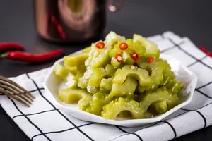 夏日凉拌苦瓜图片第张