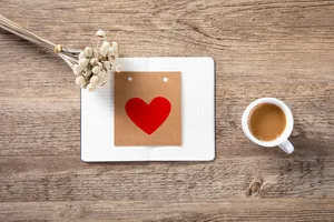 办公桌上的咖啡背景图片第张