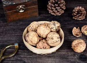 盘子里营养丰富的干果零食图片第张