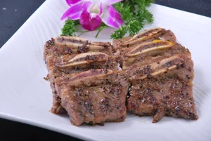 精美摆盘的牛排图片第张