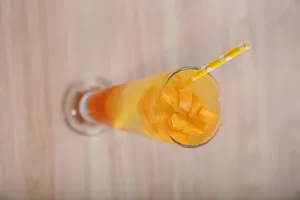 夏日新鲜香甜的果汁图片第张