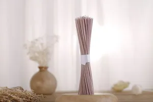 精致纤细的挂面图片第张