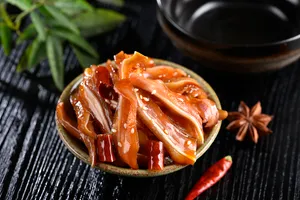 好吃的凉拌麻辣耳丝图片第张