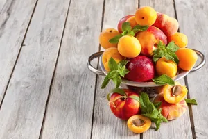 甜点搭配薄荷叶图片第张