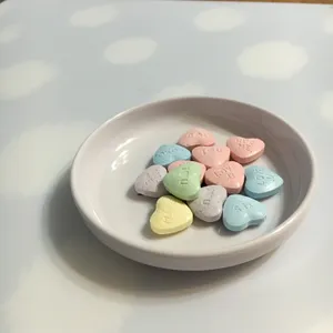 小清新爱心糖果图片_1