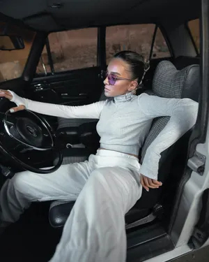 气场十足的美女图片