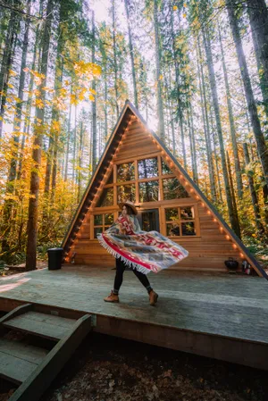 森旅风美女写真图片第1张