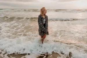 海边美女人体艺术摄影第1张