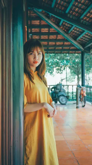清新脱俗亚洲美女图片