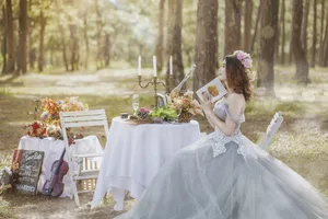 清新治愈系美女婚纱图片_1