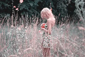 森系骨感美女写真图片_1